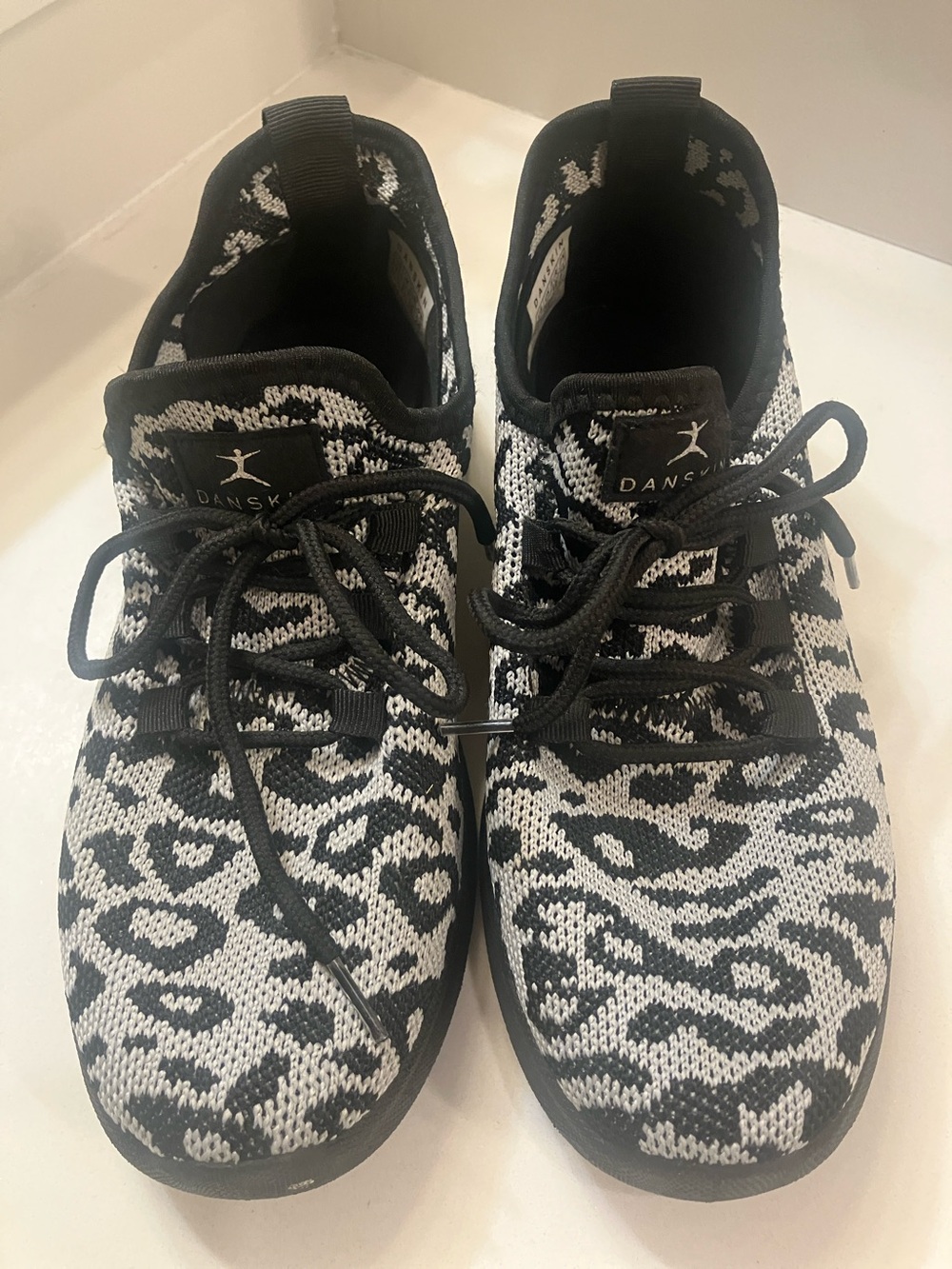 Danskin Black & White Knit Leopard Lace-Up Sneakers
